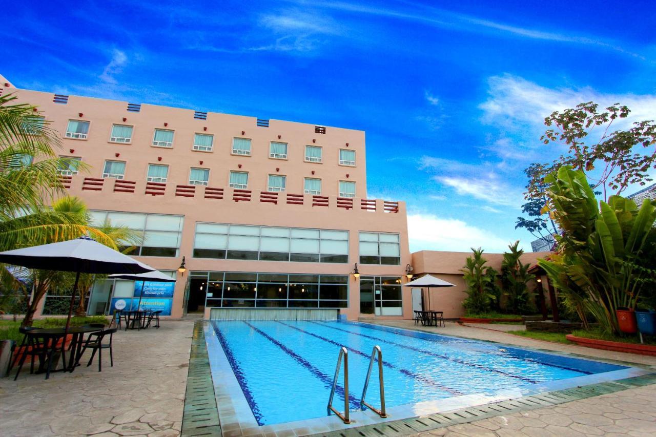 Forbis Hotel Serang Εξωτερικό φωτογραφία