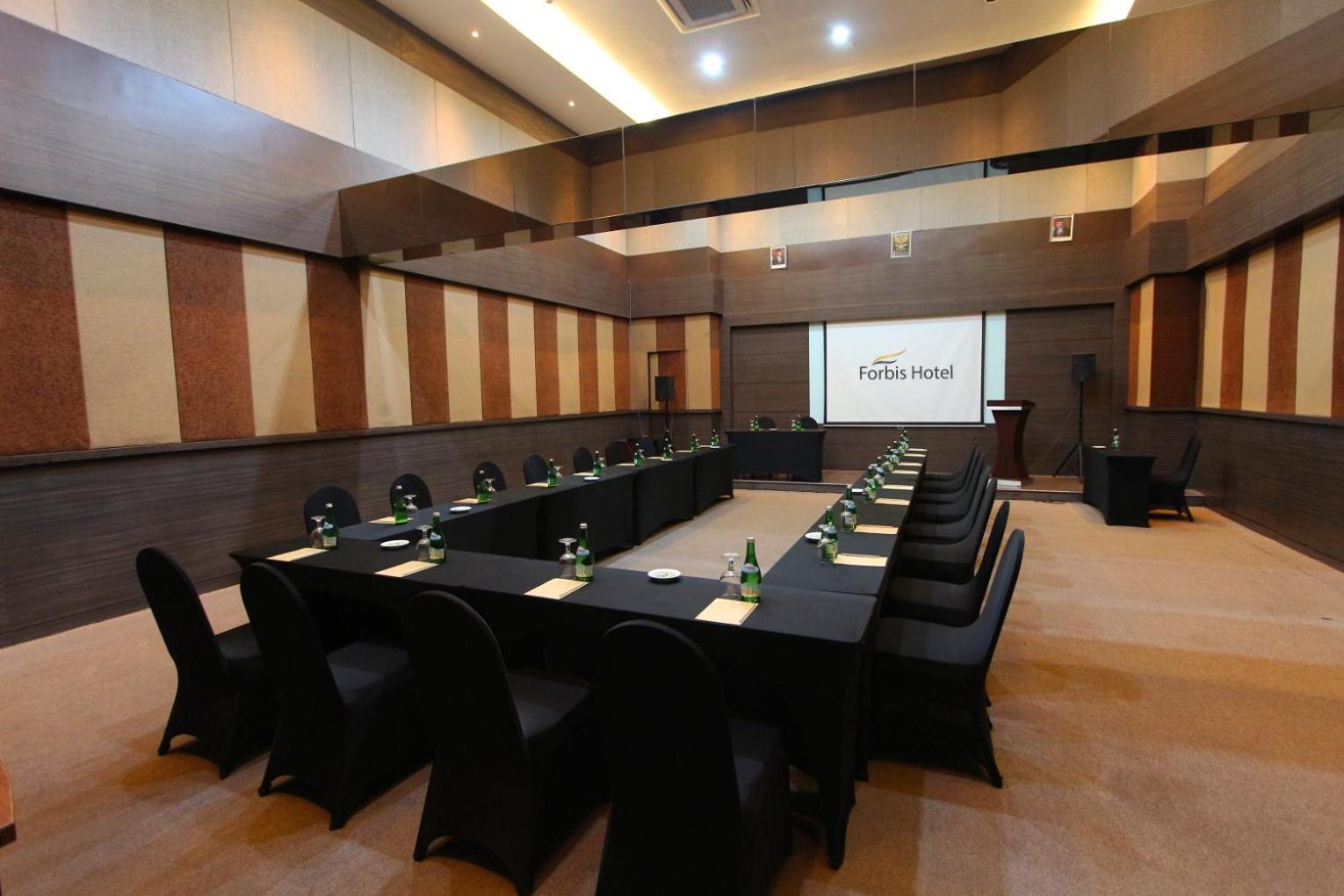 Forbis Hotel Serang Εξωτερικό φωτογραφία